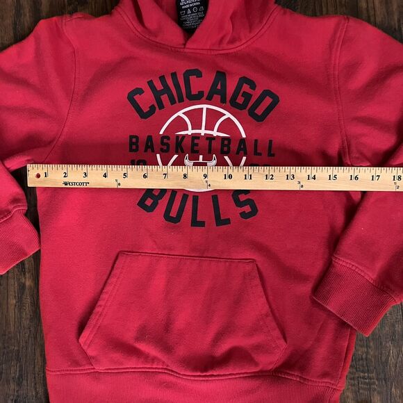 NBA‎ Chicago Bulls Hoodie Youth Medium 10-12 Red Pullover Sweatshirt Basketball - Picture 4 of 5